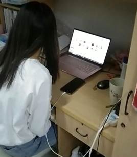 學(xué)生