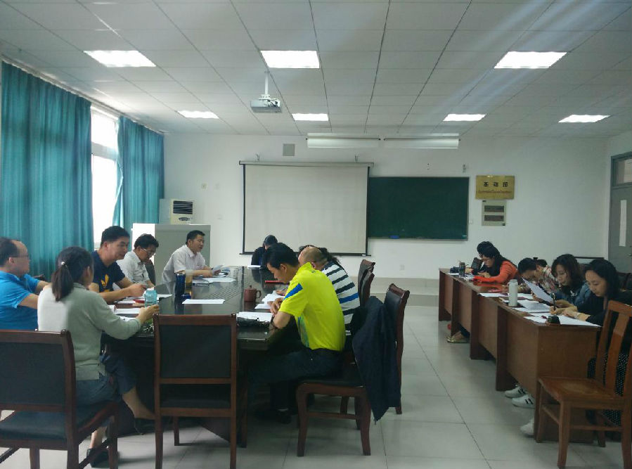 專題討論會(huì).jpg