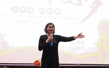 霍利華.jpg