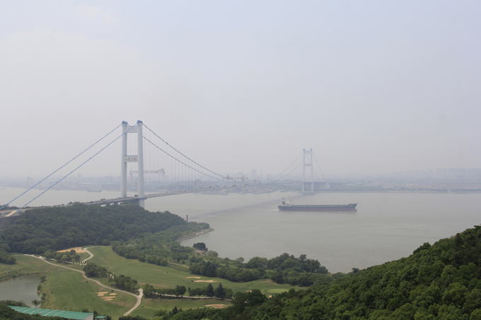 中國(guó)速度(王云平攝影).JPG